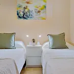 Oasis La Cala * La Cala De Mijas