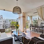Διαμέρισμα Oasis La Cala