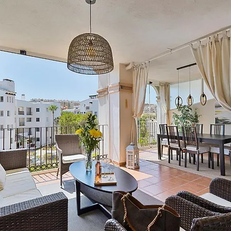 Апартаменты Oasis La Cala